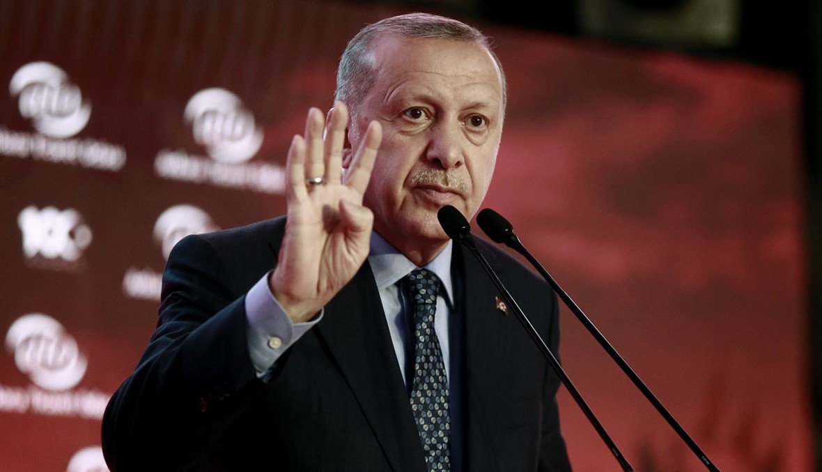 هل تعيد الأزمة المالية والسياسية إردوغان للاهتمام بالداخل؟