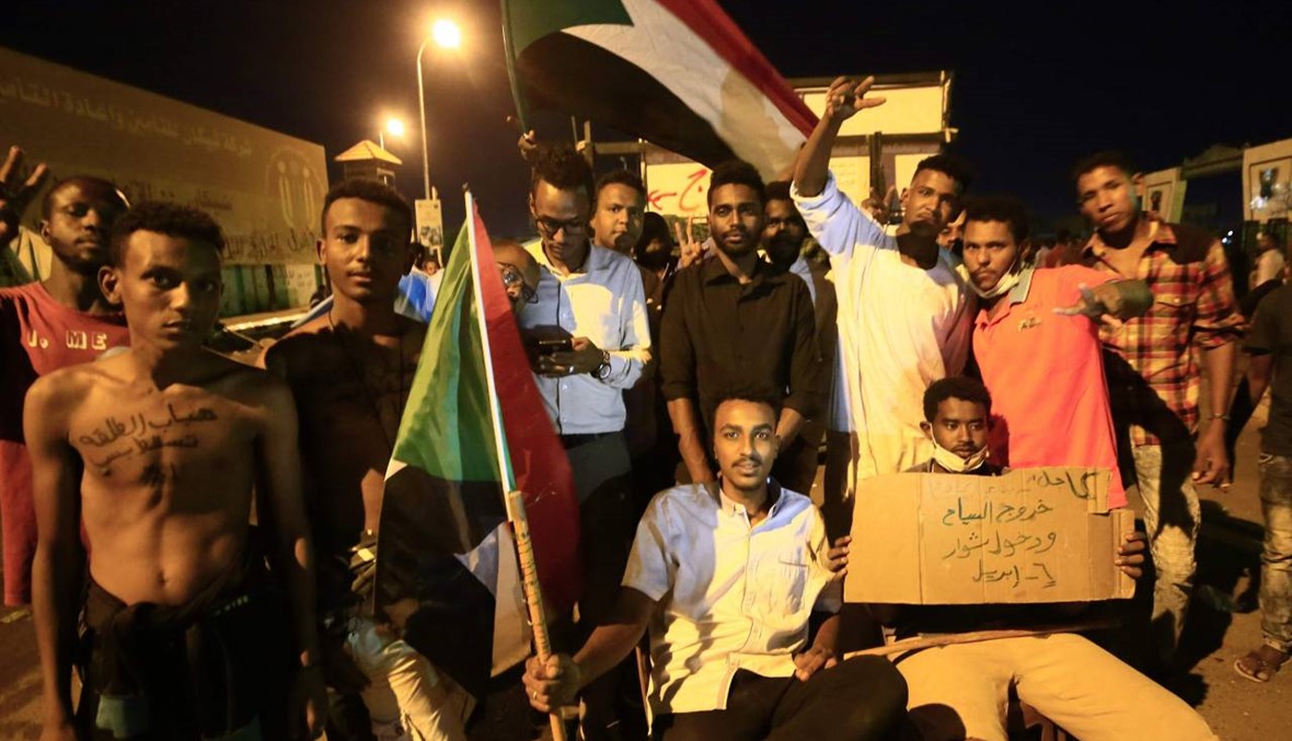السودان: المجلس العسكري وقادة الاحتجاجات يواصلون حوارهم