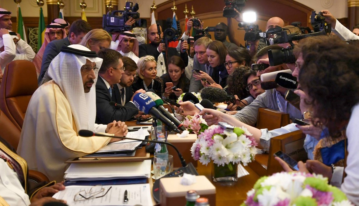 السعودية: مخزون النفط العالمي يزداد والاحتياطات ضخمة