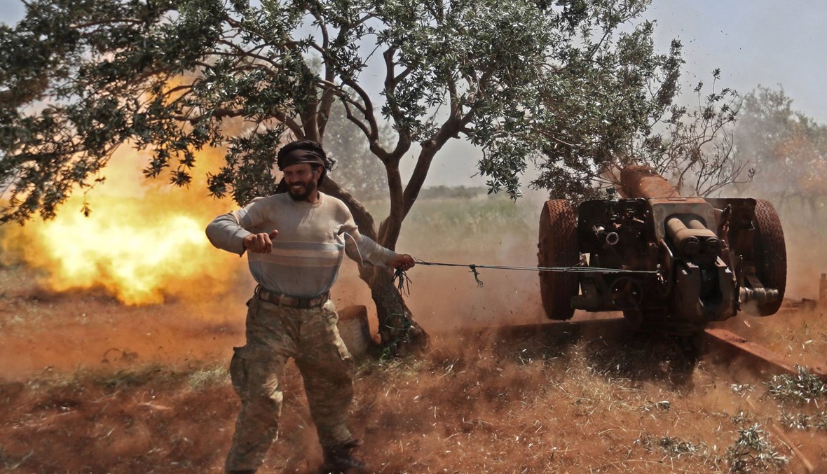 اشتباكات عنيفة بين قوات النظام وهيئة تحرير الشام في إدلب