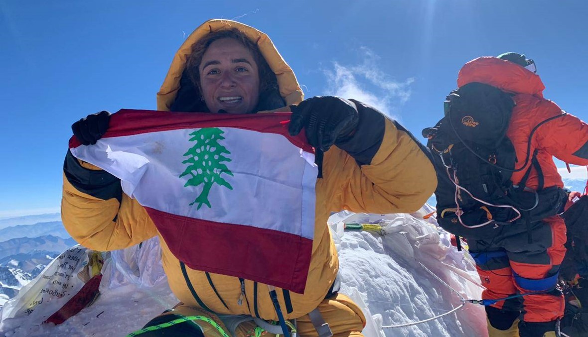 اللبنانية فاطمة دريان على قمة إيفرست لـ"النهار": لم أتوقع ما حصل وعانيت في العودة! (صور وفيديو)