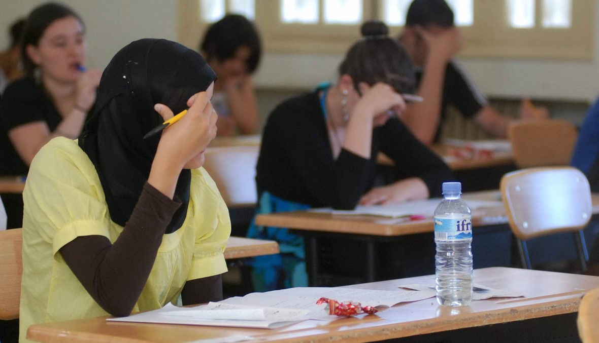 طالبة التبوّل... فتاة تهز مصر بسبب حرمانها من دخول الحمام خلال الامتحان