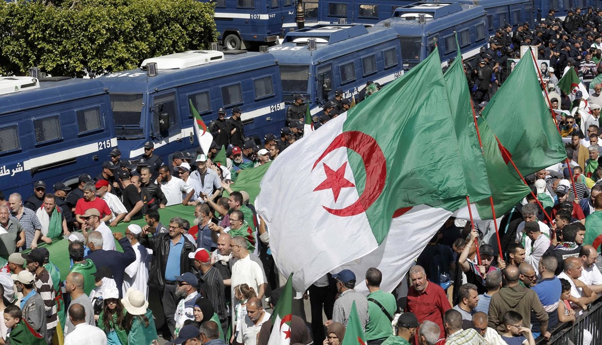 المجلس الدستوري الجزائري: استحالة إجراء انتخابات رئاسية في 4 تموز
