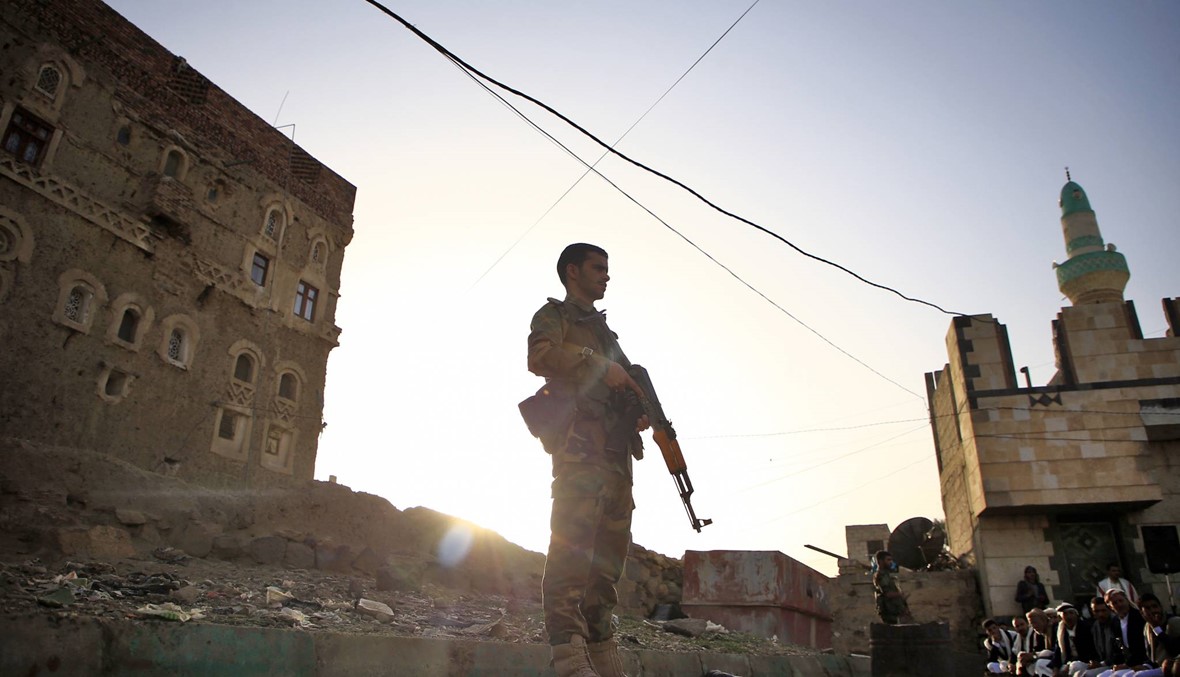 اليمن: التحالف العسكري "هاجم منشآت يستخدمها الحوثيّون لتخزين أسلحة"