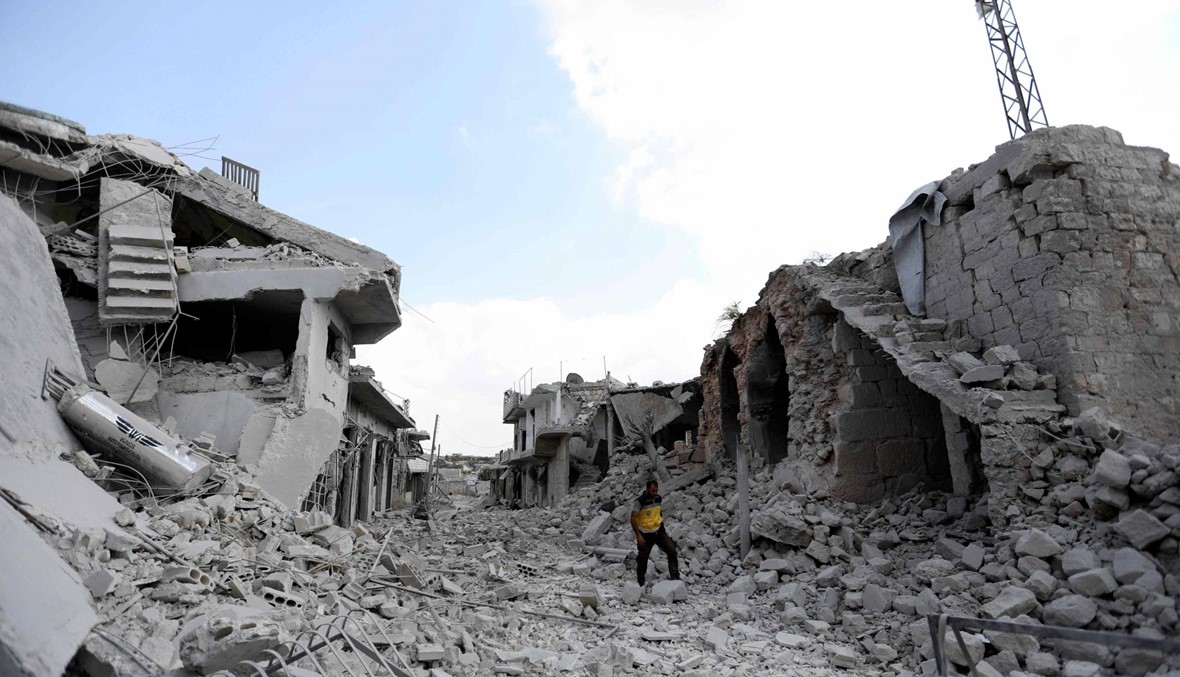 مقتل 12 مدنياً في قصف لفصائل جهادية استهدف قرية في شمال سوريا