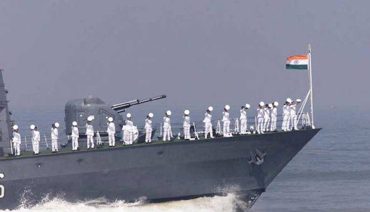الهند ترسل سفينتين حربيتين إلى الخليج