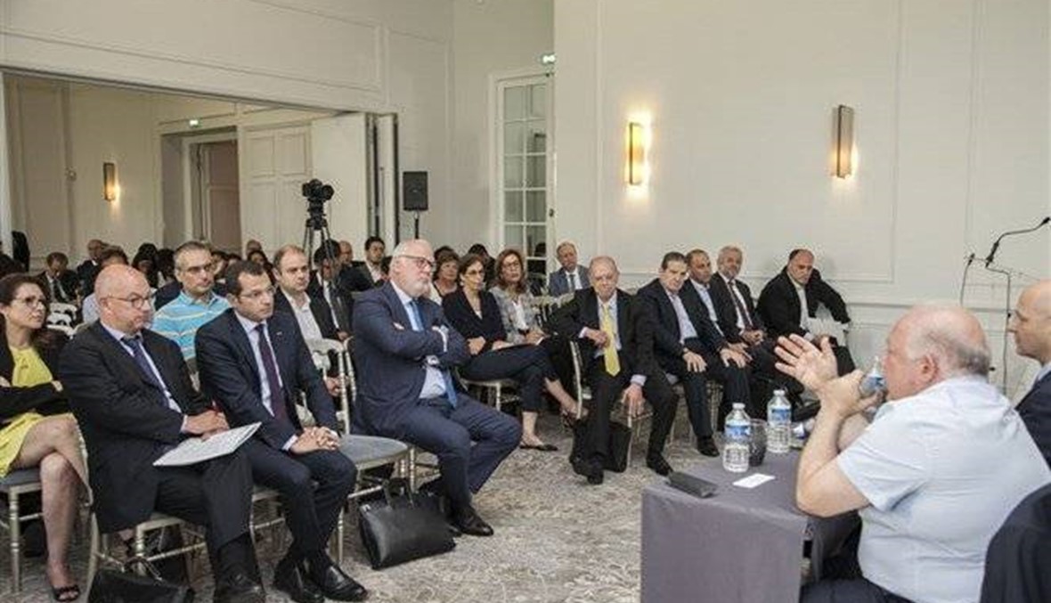 ندوة عن المعلوماتيّة وتعزيز تقنيّات التواصل لغرفة التجارة الفرنسيّة - اللبنانيّة في باريس