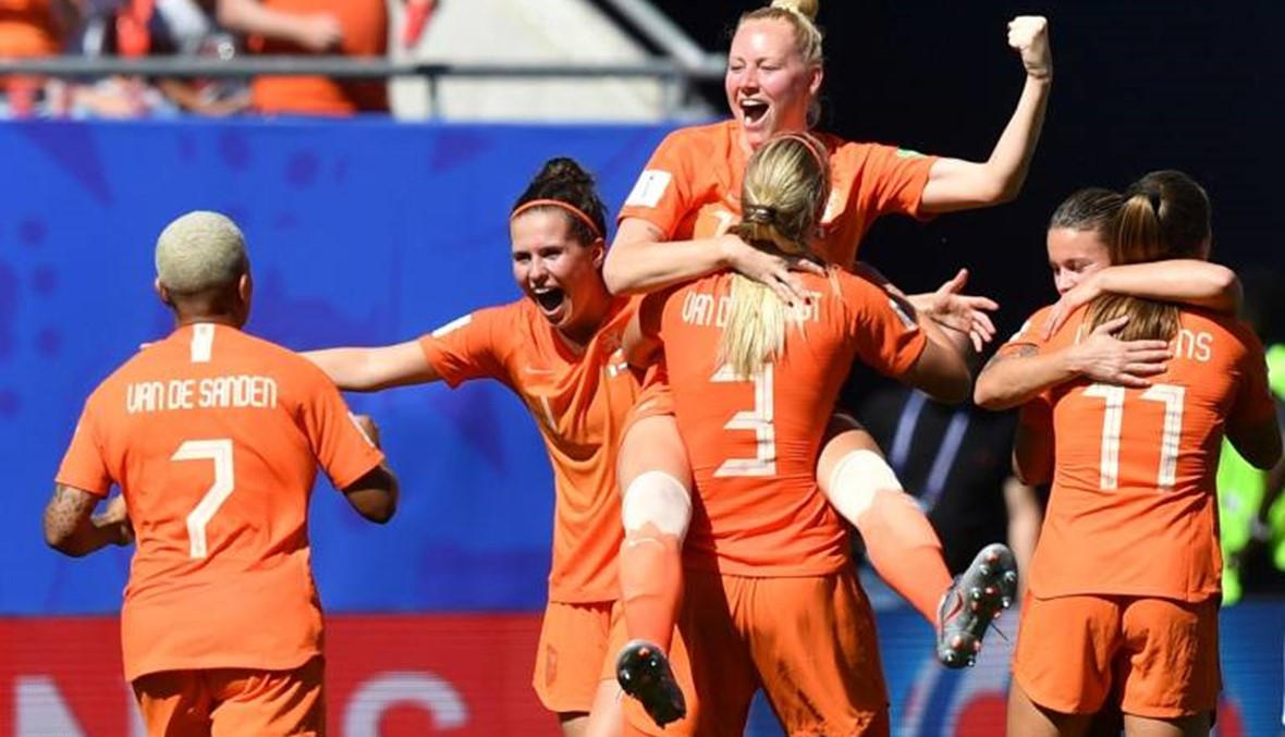 هولندا إلى نصف النهائي لمونديال السيدات للمرة الأولى