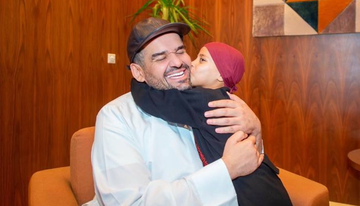 حسين الجسمي في ختام "موازين"... مريضة السرطان سجى حققت أمنيته (فيديو)