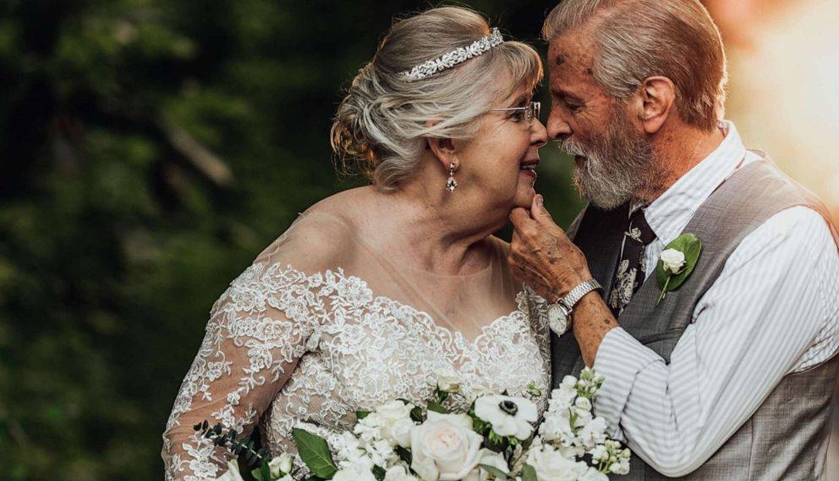 احتفلا بمرور 60 عاماً على زواجهما... الحفيدة التقطت الصور