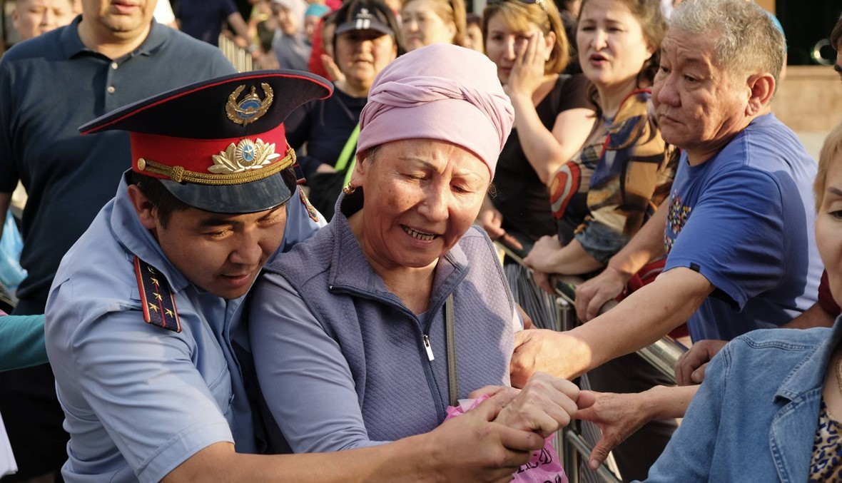 كازاخستان تحتفل بـ"يوم العاصمة" تزامناً مع ذكرى مولد نزارباييف: توقيف العشرات