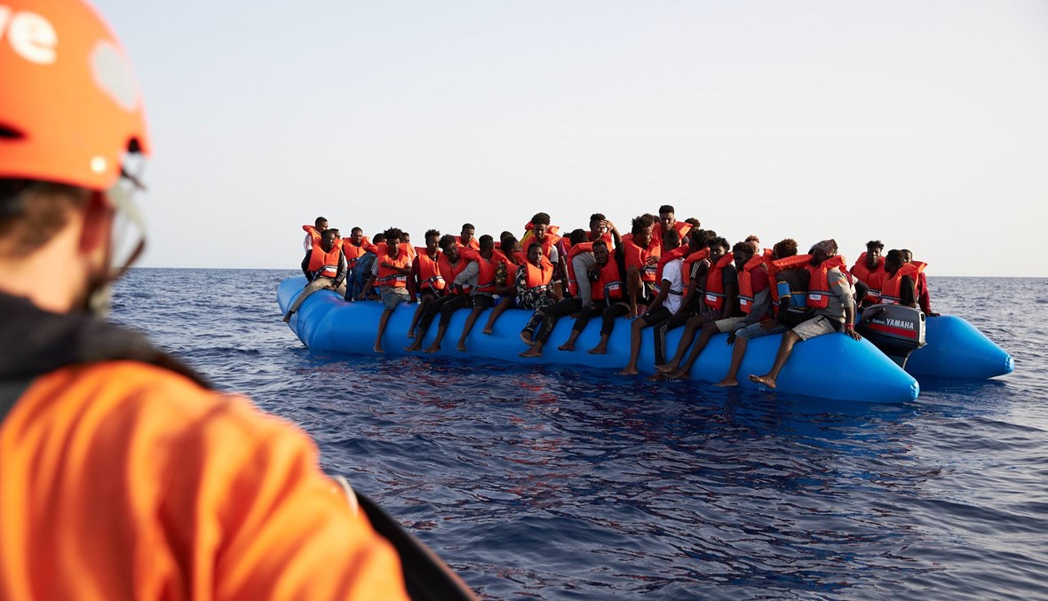 مالطا توافق على نقل 65 مهاجراً من سفينة "آلان كردي" إلى أحد موانئها