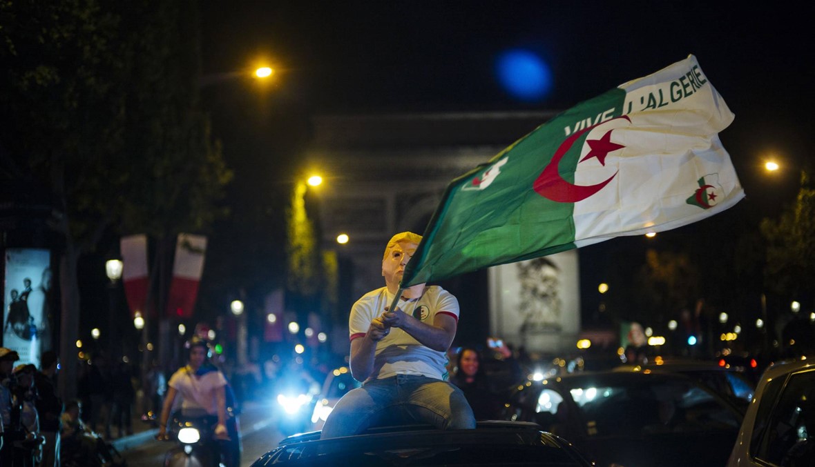 احتفالات جزائرية وحسرة تونسية