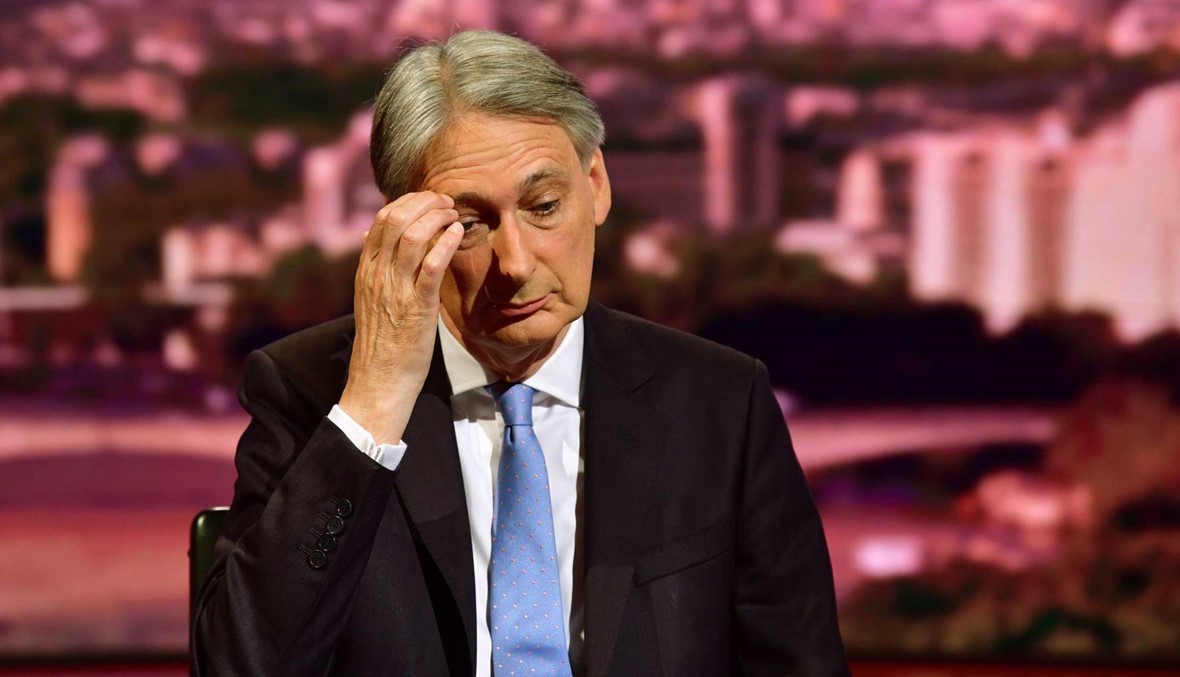 بريطانيا: وزير المال سيستقيل "إذا أصبح جونسون رئيساً للوزراء"