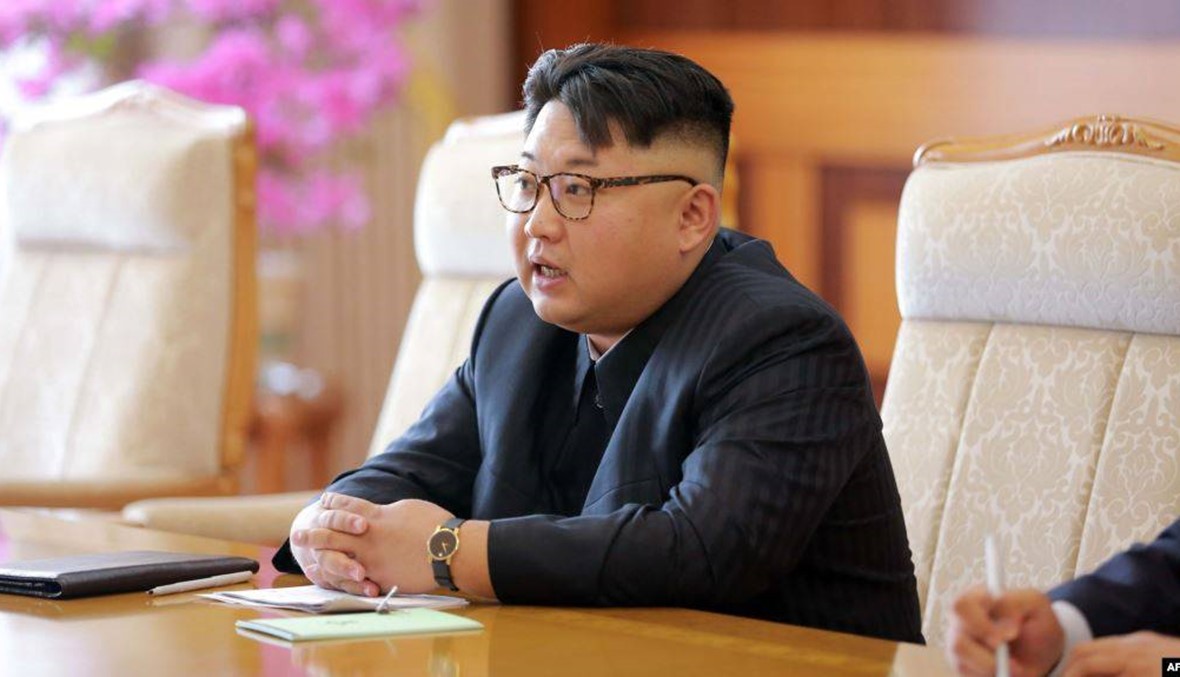 زعيم كوريا الشمالية يتفقد غوّاصة جديدة مع استمرار توقف المحادثات مع واشنطن