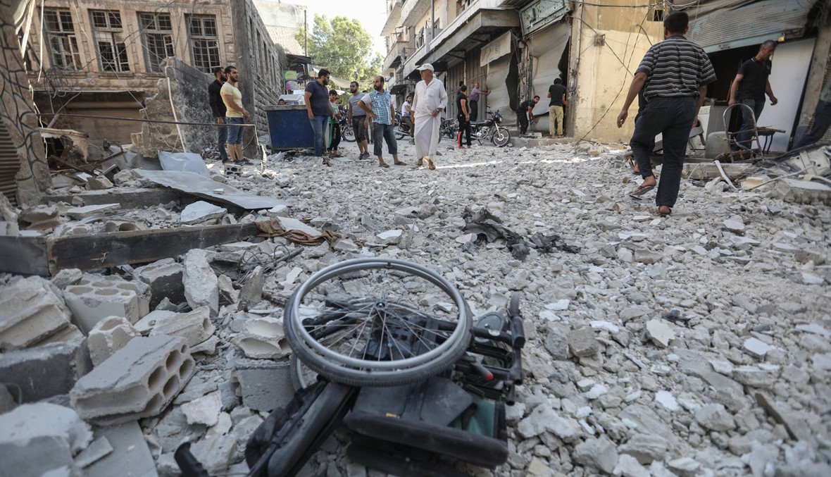 "كابوس" إدلب السوريّة مستمرّ: قصف يومي، ونزوح 400 ألف شخص