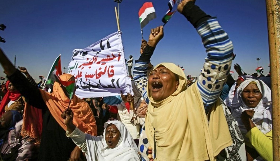 التوصل لاتفاق كامل حول الإعلان الدستوري في السودان
