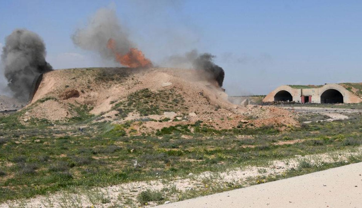 31 قتيلاً بانفجار ذخائر في مطار الشعيرات السوري
