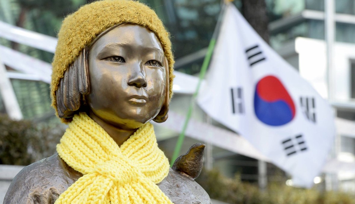 "تخلّصوا منه بسرعة"... سحب تمثال يرمز إلى "نساء المتعة" من معرض في اليابان