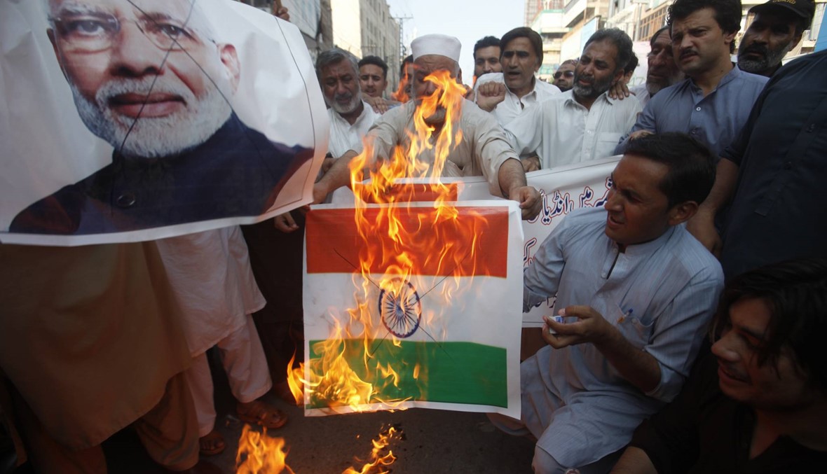 الهند توقف ثلاثة قياديين في كشمير: يشكّلون "تهديداً للسلام"