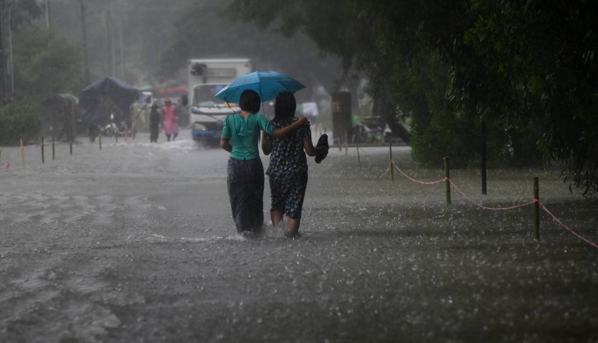 فيضانات في بورما: عشرات الآلاف شُرِّدوا من منازلهم