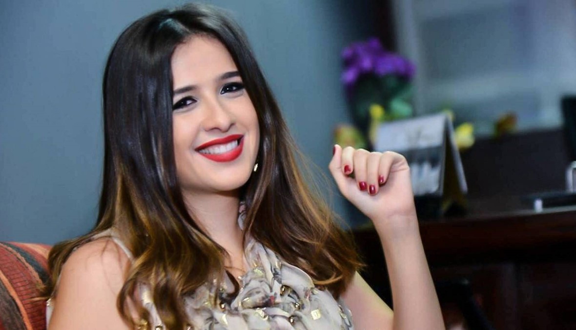 ياسمين عبدالعزيز تتصدرها... نجوم في قائمة "الانفصال الناعم"