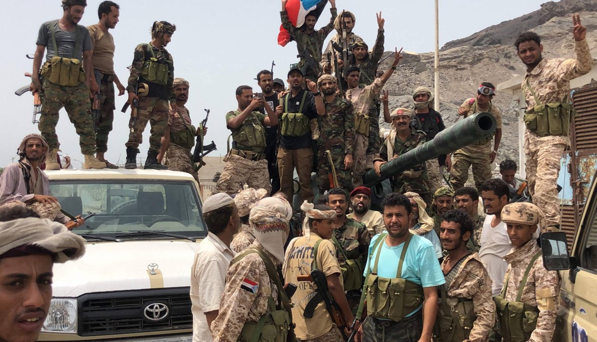 الانفصاليون في جنوب اليمن يعلنون سيطرتهم على القصر الرئاسي في عدن