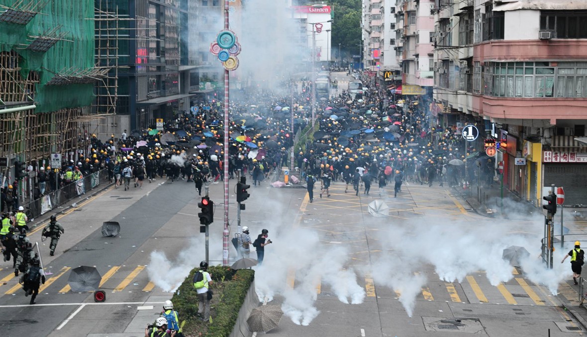 تظاهرات هونغ كونغ في أسبوعها العاشر... استراتيجية "القطّ والفأر"