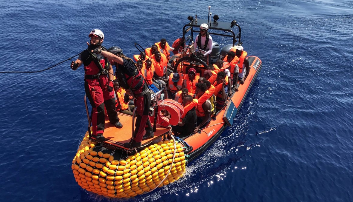 سفينة أوشن فايكينغ تنفّذ عملية إنقاذ إضافية في المتوسط وبات على متنها 356 مهاجراً