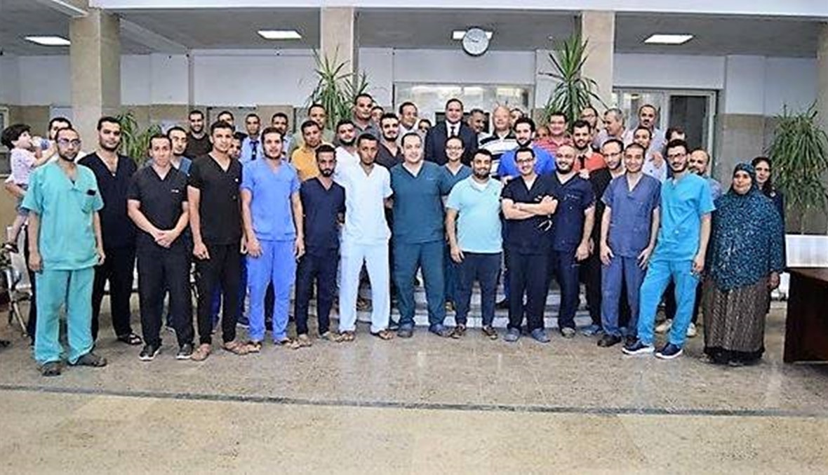 اقتحام وحصار... أزمة عنيفة تفجّر ثورة غضب الأطباء المصريين (فيديو)