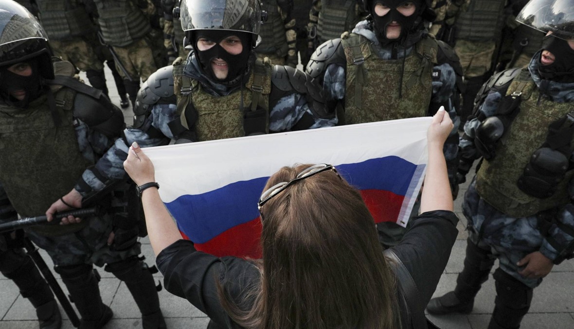 الكرملين: حزم الشرطة في قمعها لتظاهرات موسكو مبرر تماماً