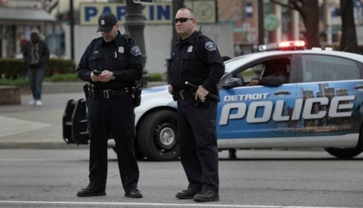 الشرطة تعثر على 25 قطعة سلاح لدى رجل أطلق تهديدات في الولايات المتحدة