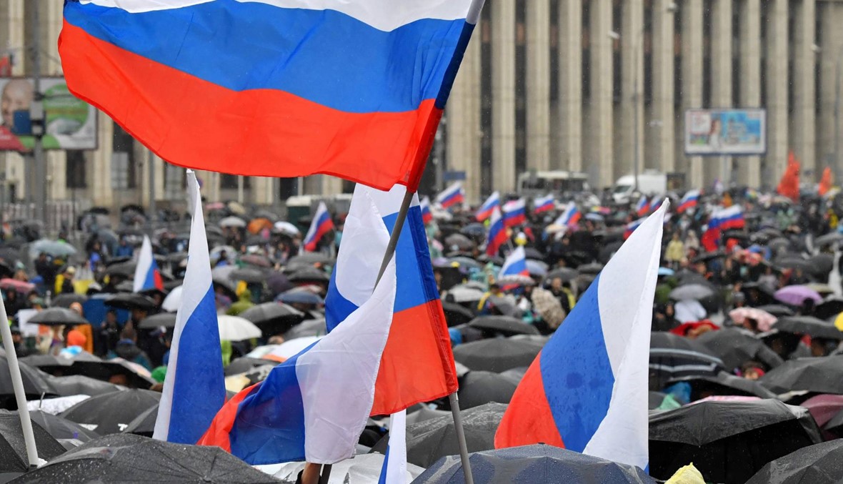 الكرملين: جواسيس أجانب يراقبون العلماء الروس "على مدار الساعة"