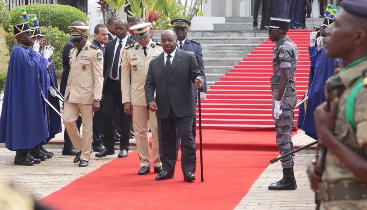 الغابون: الرئيس أونديمبا شارك في احتفال... بعد 10 أشهر على إصابته بجلطة دماغيّة