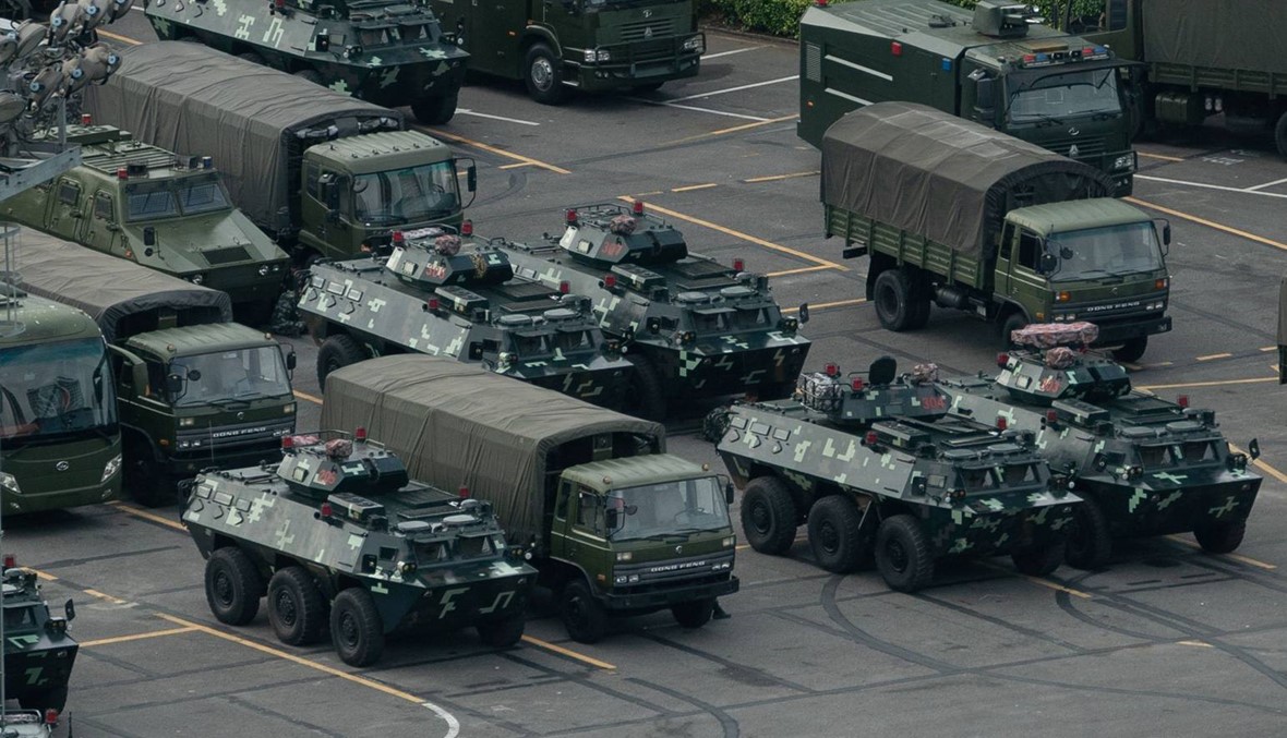 هونغ كونغ: الجيش الصيني يحشد والمحتجون أمام اختبار الغد