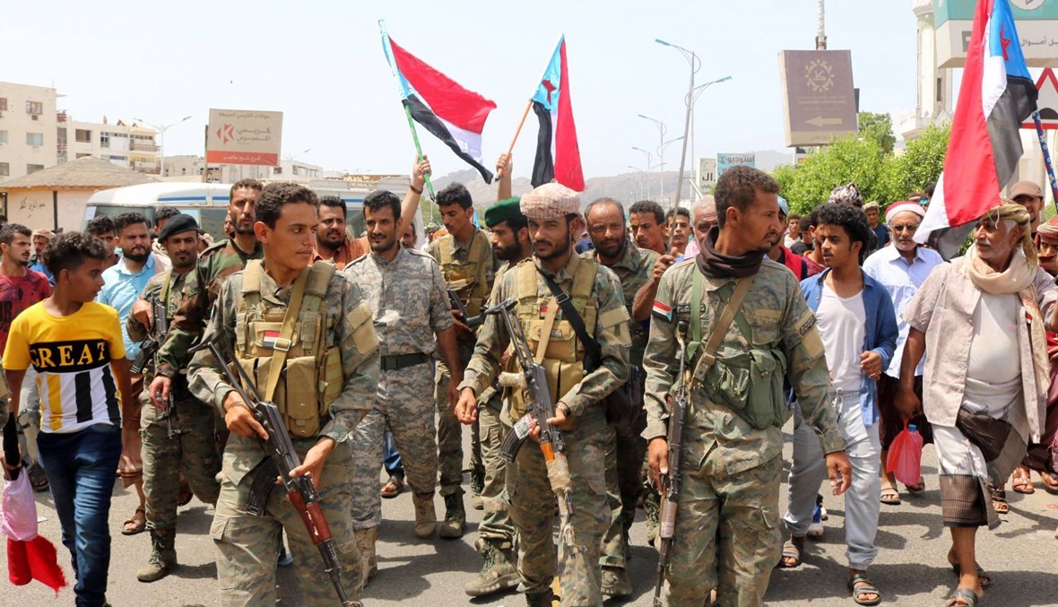 الانفصاليون اليمنيون ينسحبون من بعض المواقع في عدن