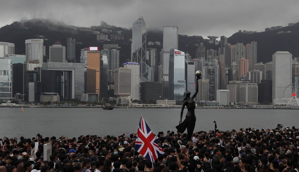بريطانيا قلقة إزاء تقارير عن توقيف موظف بقنصليتها في هونغ كونغ في الصين
