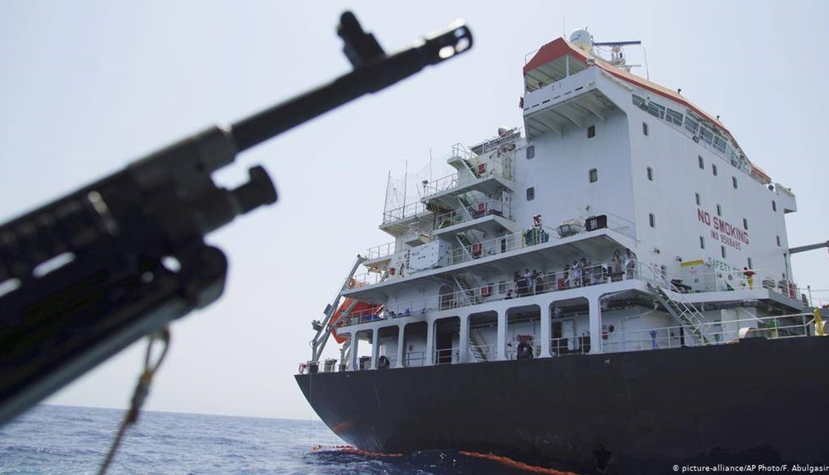 بريطانيا ترسل سفينة حربية إضافية الى مياه الخليج