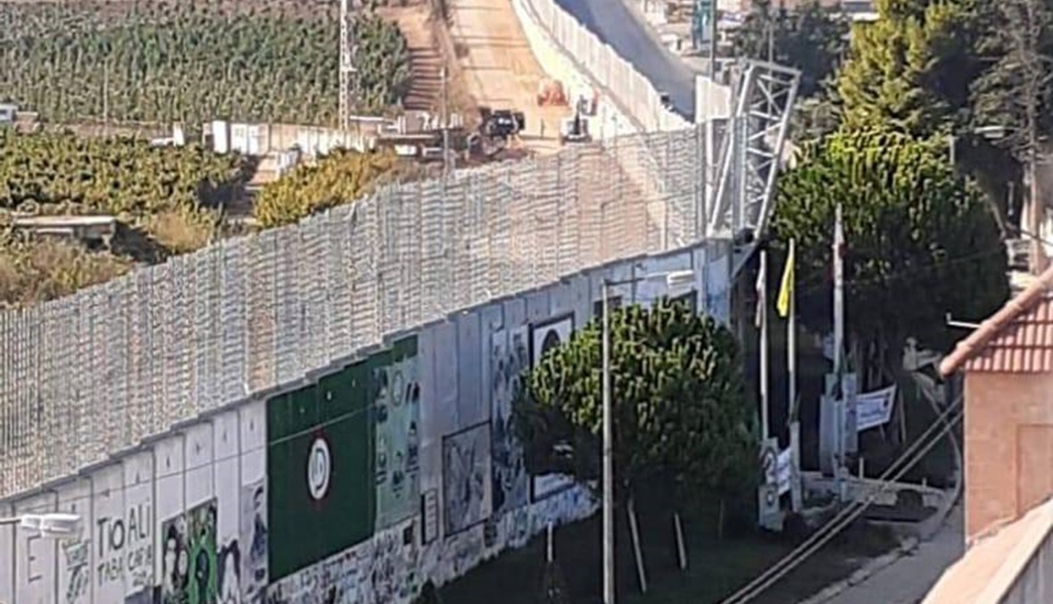 دورية تابعة للجيش الإسرائيلي تفقدت الشريط التقني وكاميرات المراقبة المثبتة عليه مقابل منتزهات الوزاني