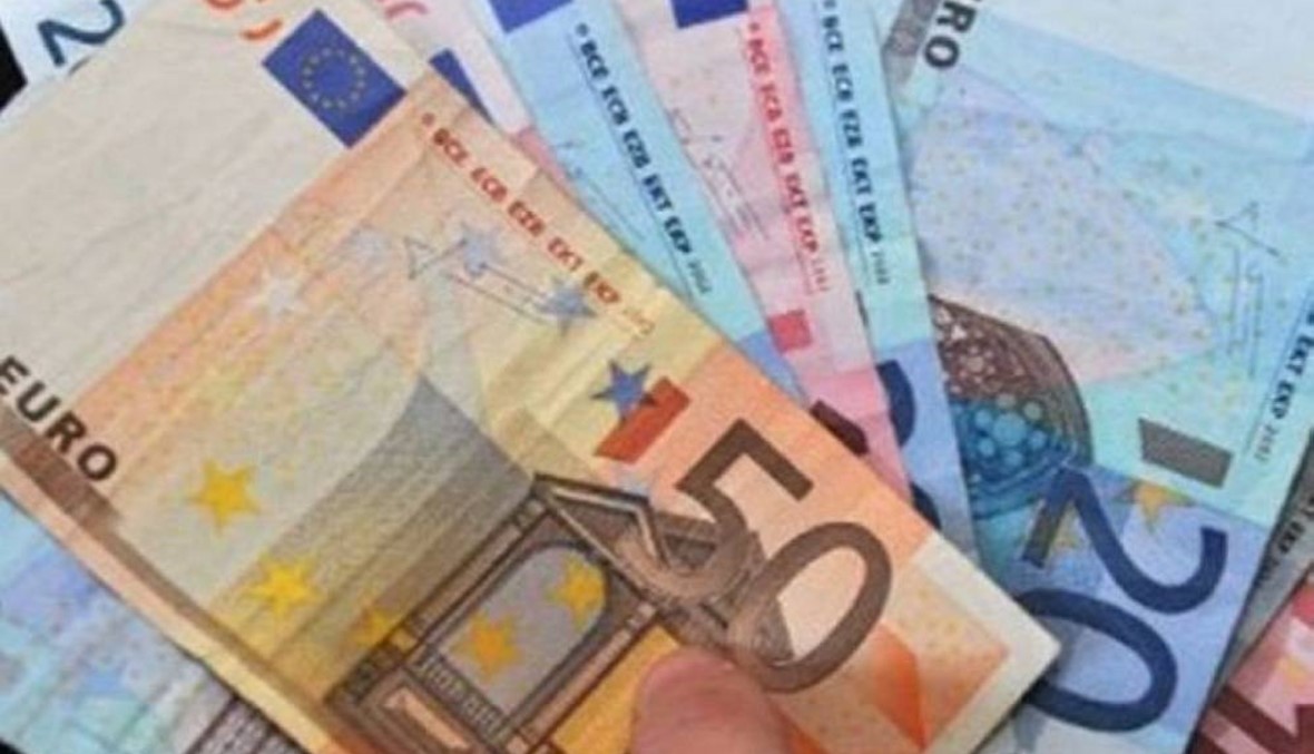 الأورو يقبع دون 1.10 دولار ومخاوف بشأن الآفاق الاقتصادية