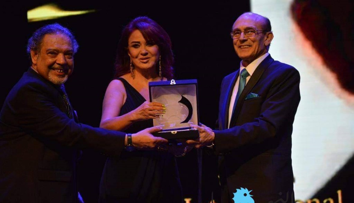 محمد صبحي يُحرج مادلين طبر في "همسة" (فيديو)