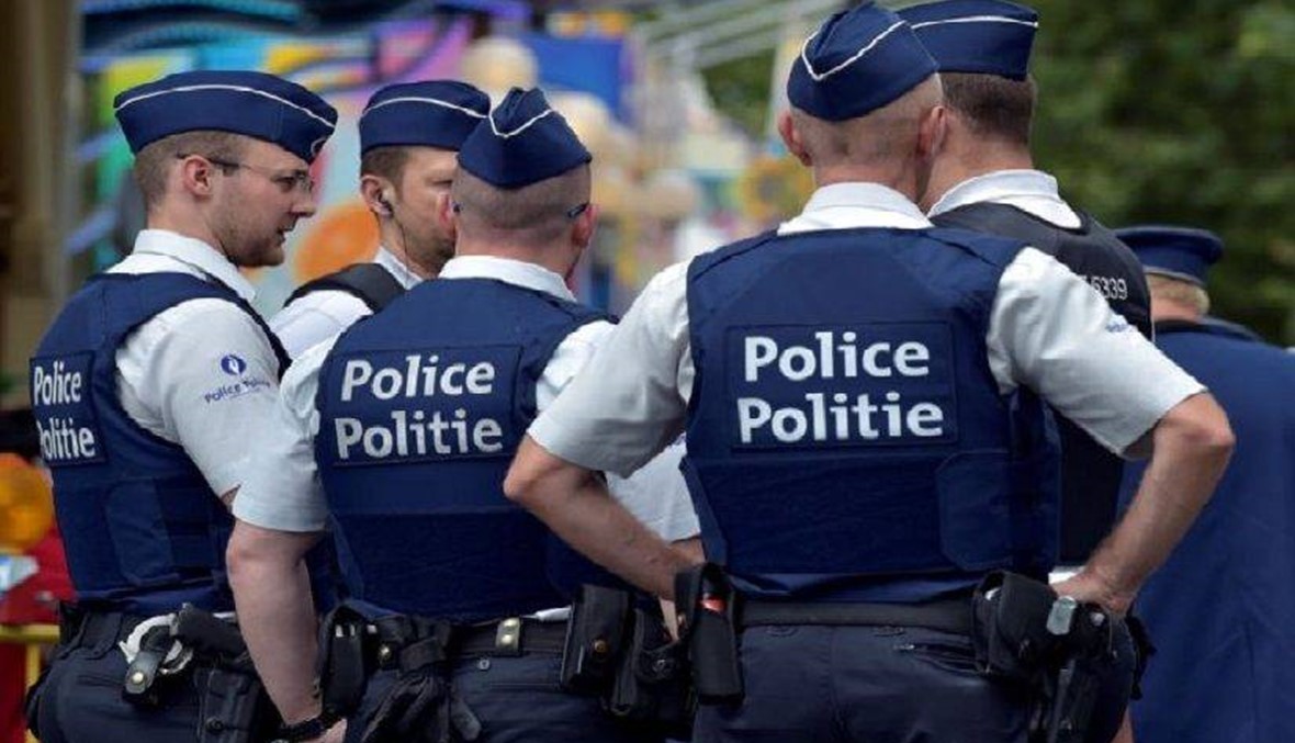 ضابط بالشرطة الهولندية يقتل اثنين من عائلته وينتحر