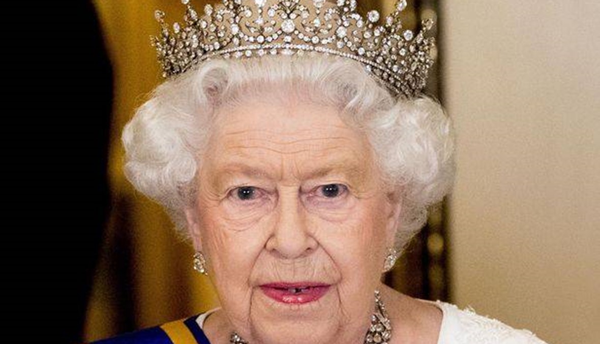 سلوك أدبية يجب الالتزام بها أثناء مقابلة الملكة إليزابيث