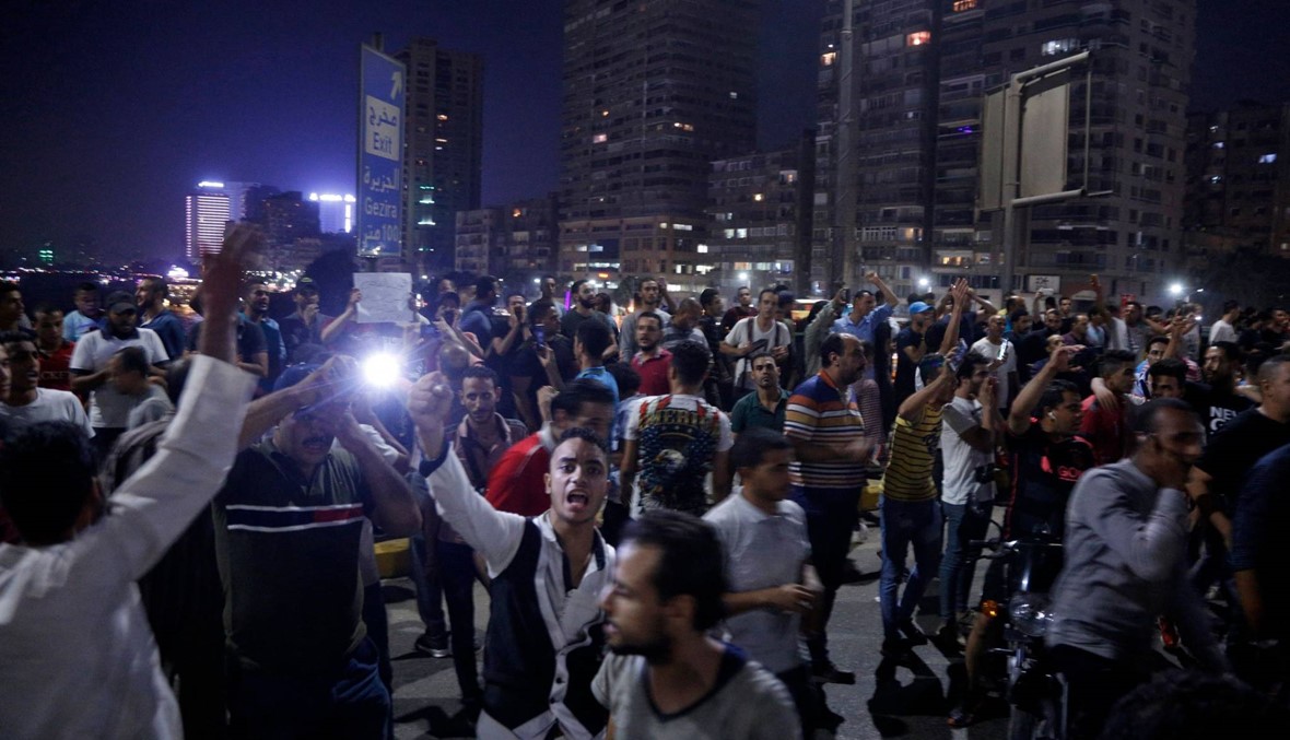 "أحزاب معارضة مصر": دعوة السلطات إلى "حوار وطني" لبحث الأزمة