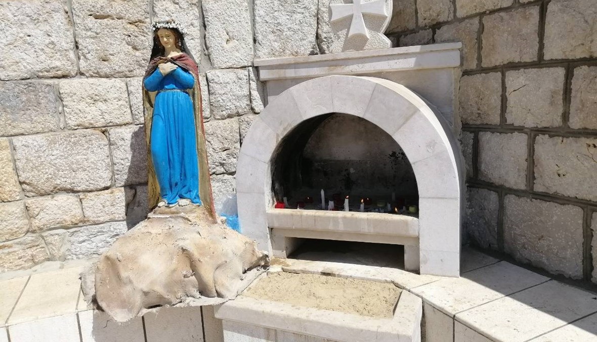 الغصّة المتجدّدة مع كلّ عيد للقديسة تقلا: أريد العودة إلى قريتي كفرسلوان!