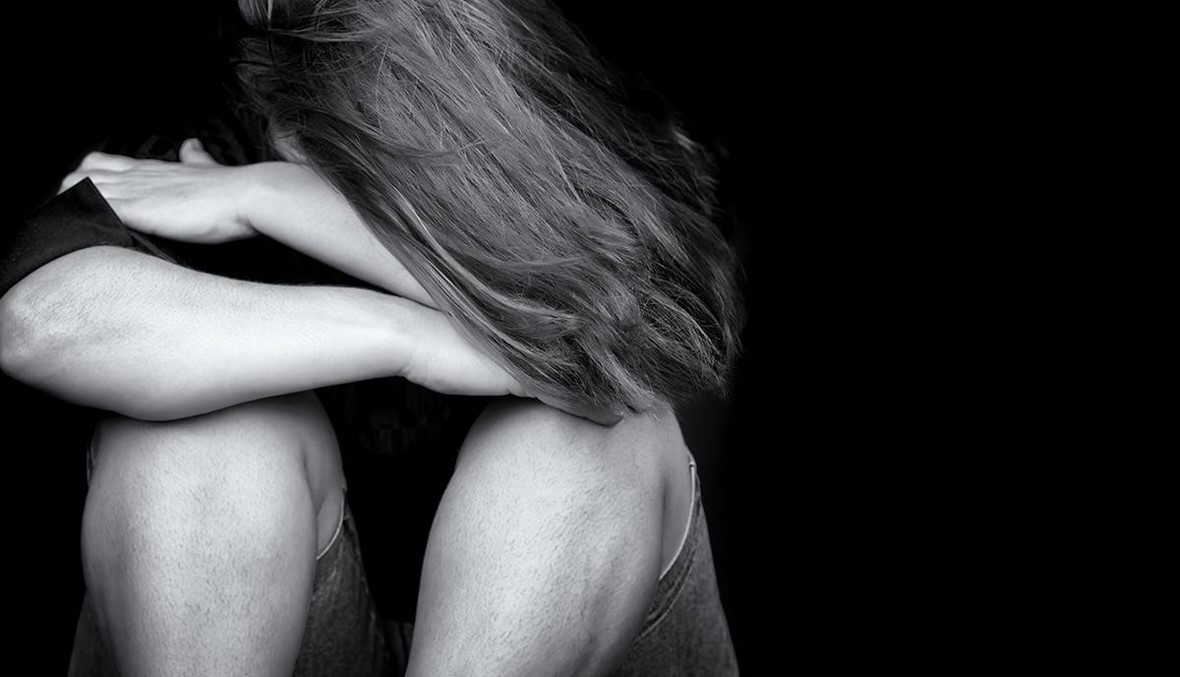 يصاب شخصٌ من 4 باضطرابات في حياته، كيف تتعاطى الجهات الضامنة مع الصحة النفسية؟