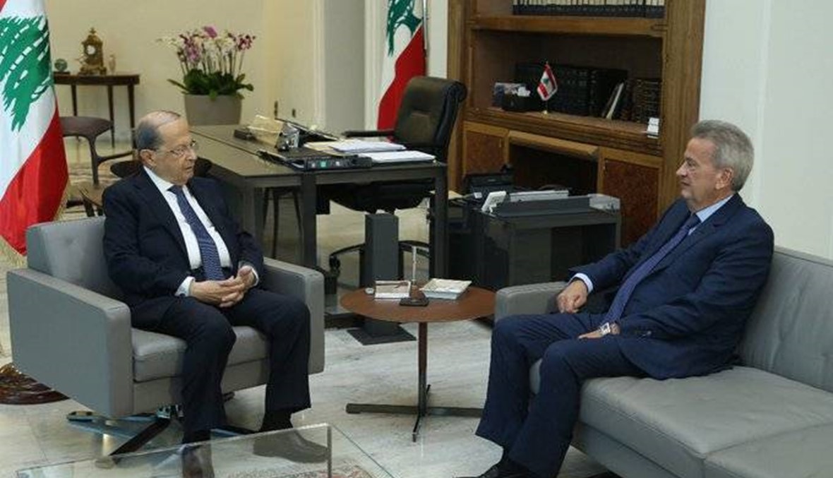 سلامة: التعميم الذي سيصدر غدا يخفف الضغط على طلب الدولار لدى الصيارفة