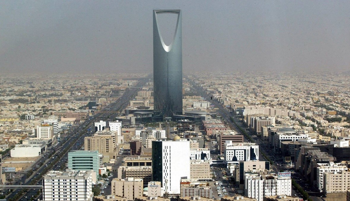 فيتش تخفض تصنيف السعودية بسبب "المخاطر الجيوسياسية المتزايدة"