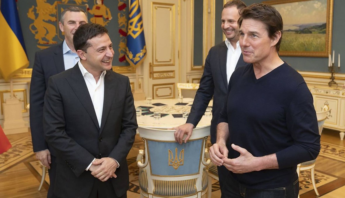 توم كروز يلتقي الرئيس الأوكراني: نقاشُ شؤون سينمائية