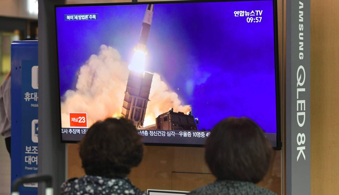 كوريا الشمالية اختبرت صاروخاً جديداً أطلِق من غواصة